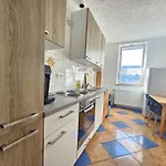 Wohnreich Zentral - In 3og - In 3er Wg Privatunterkunft