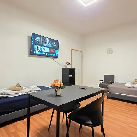 Rum i privatbostad Wohnreich Zentral - In 3og - In 3er Wg Ulm